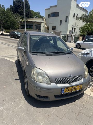 מודעת רכב טויוטה יאריס
