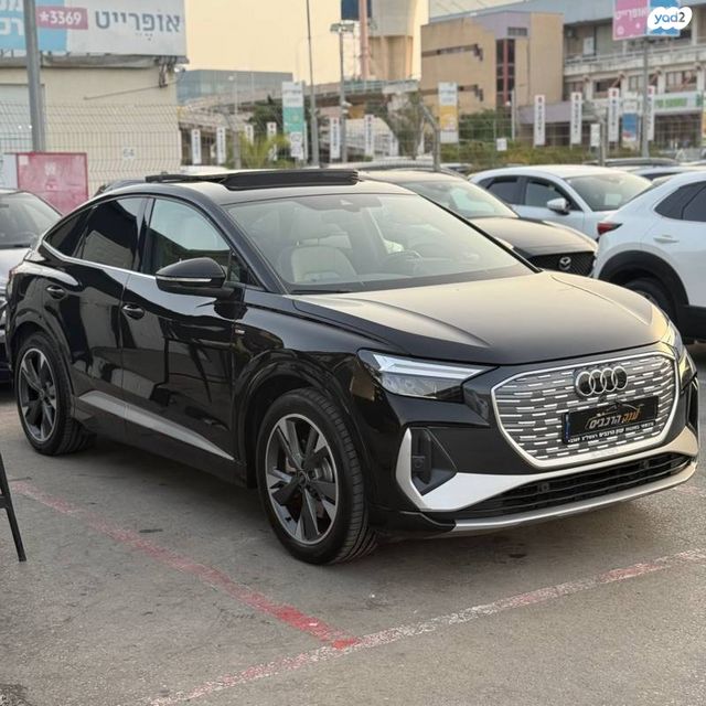 אאודי Q4 e-tron