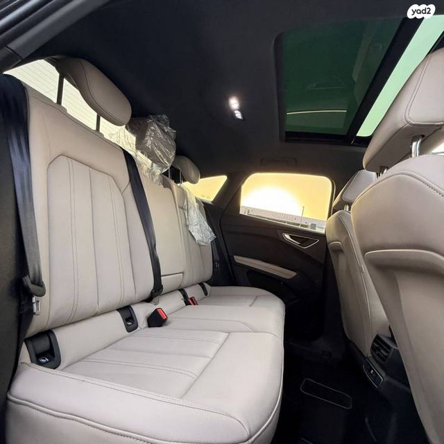 אאודי Q4 e-tron