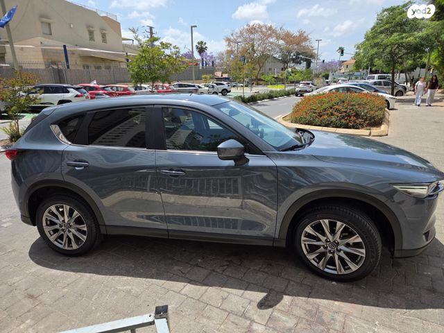 מודעת רכב מאזדה CX-5