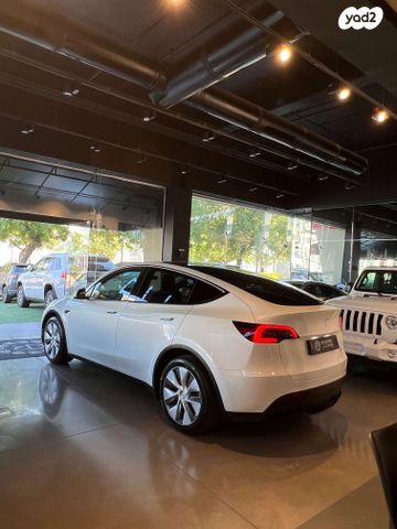 מודעת רכב טסלה מודל Y