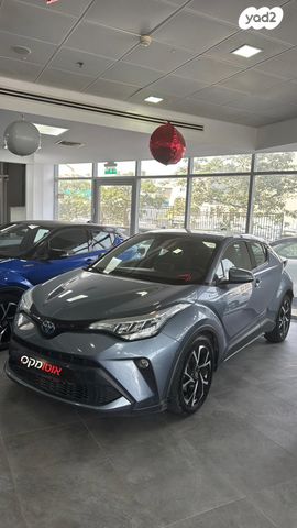 מודעת רכב טויוטה C-HR