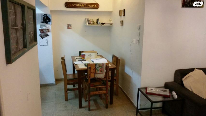 דירה, מדרגות צפת 11, הרצליה, חיפה