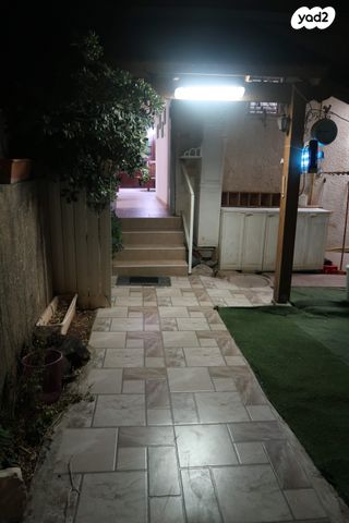 דירת גן, קרן היסוד 2, דרום, צפת