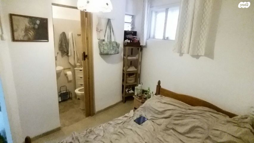 דירה, מדרגות צפת 11, הרצליה, חיפה