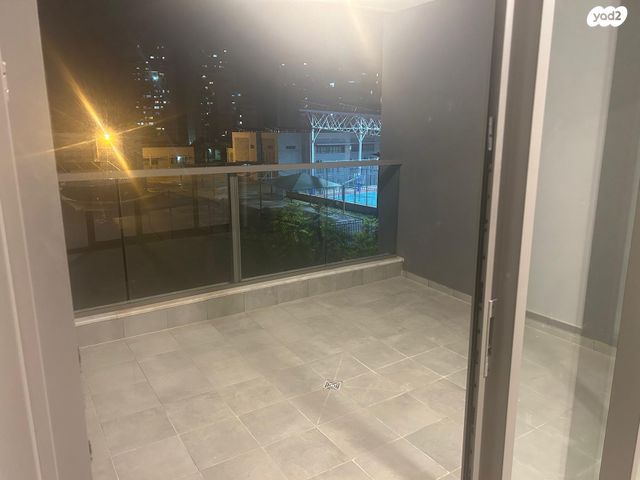 דירה, הרב נריה 3, קרית השרון, נתניה