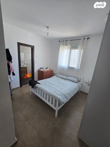 דירה, גינת אגוז 2, נווה גנים, פרדס חנה כרכור