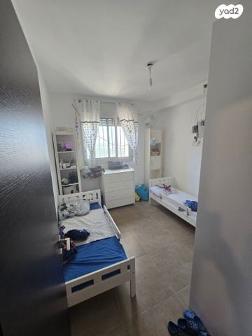 דירה, גינת אגוז 2, נווה גנים, פרדס חנה כרכור