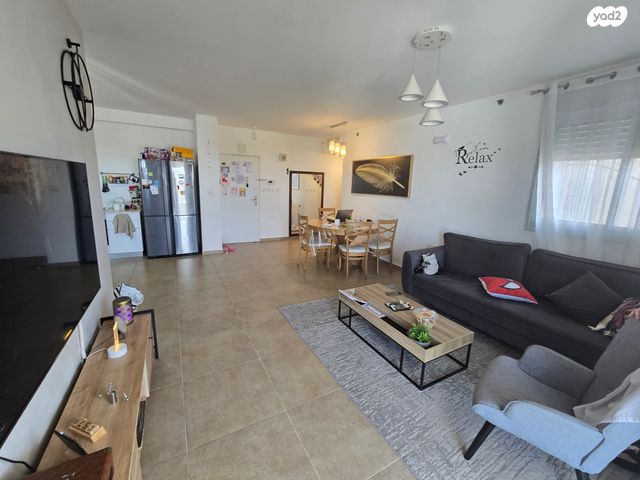 דירה, גינת אגוז 2, נווה גנים, פרדס חנה כרכור