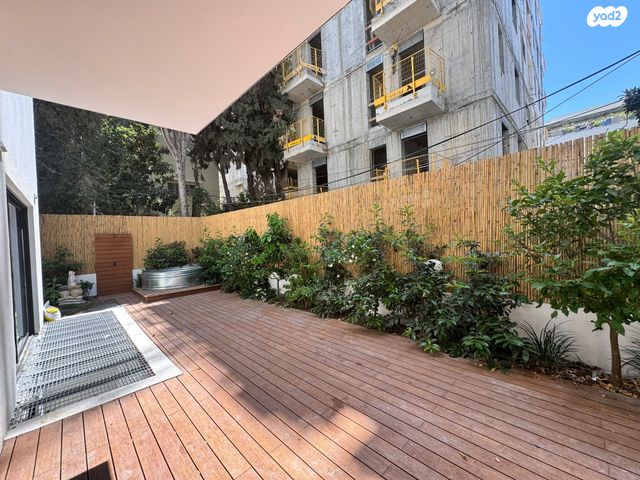 דירת גן, רמברנדט 20, הצפון החדש - דרום, תל אביב יפו