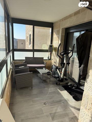 דירת גן, אבנר חי שאקי, גילה, ירושלים