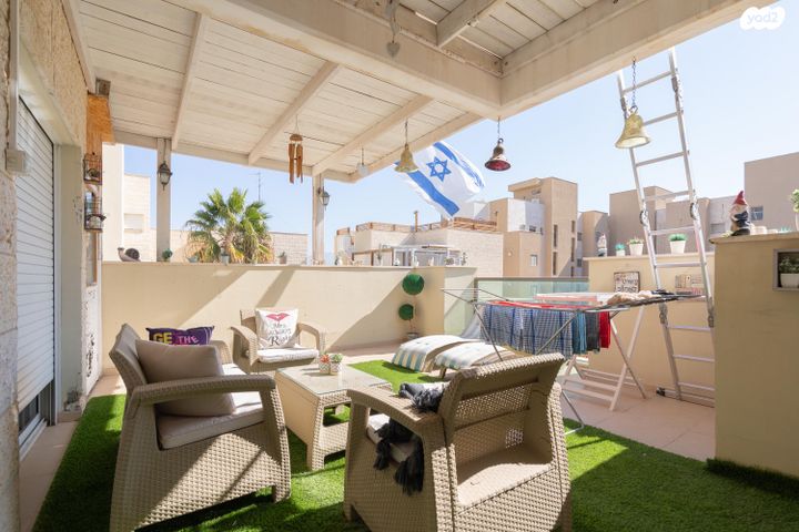 דופלקס, מיכל בת שאול, האמהות, שחמון, רובע 9, אילת