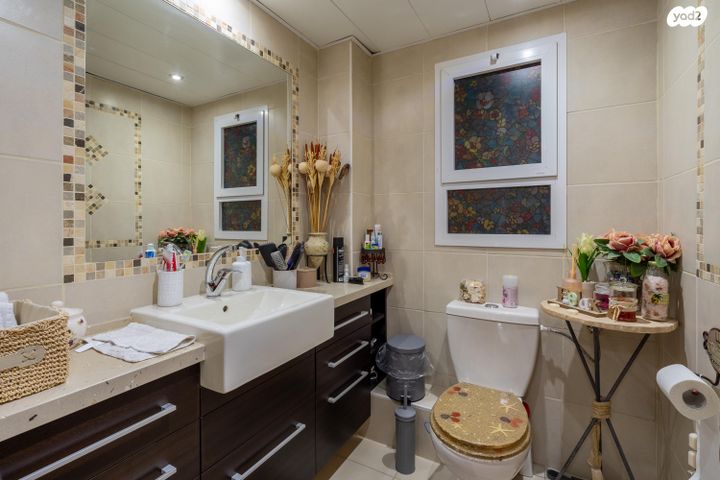 דופלקס, מיכל בת שאול, האמהות, שחמון, רובע 9, אילת