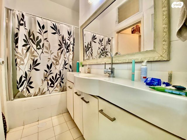 דירה, שדרות ברוך בוארון 6, גבעת אולגה, חדרה