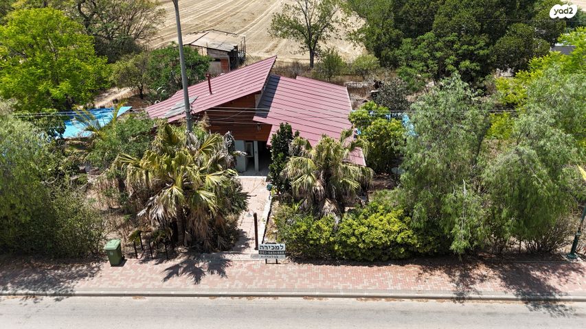 מגרשים, משגב דב