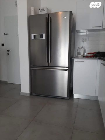 דירה, דרך בר יהודה, נשר