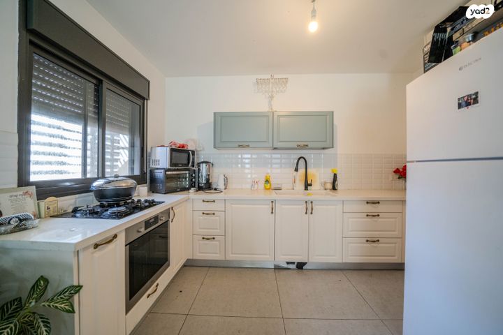 דירה, שוהם, אבני חן, חריש