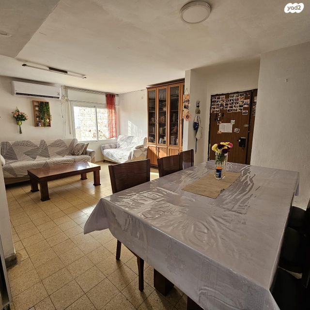 דירה, יהושע בן נון 29, קרית ארבע