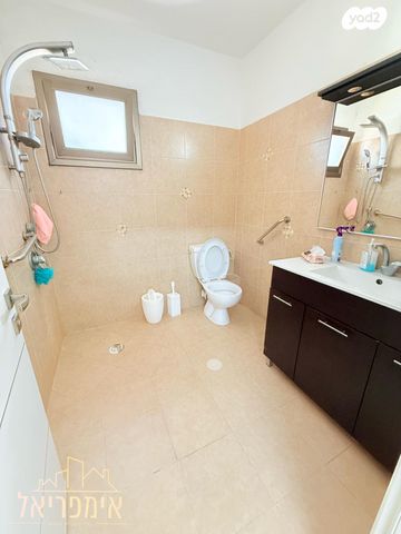 דירה, ז'בוטינסקי 5, רובע א', אשדוד