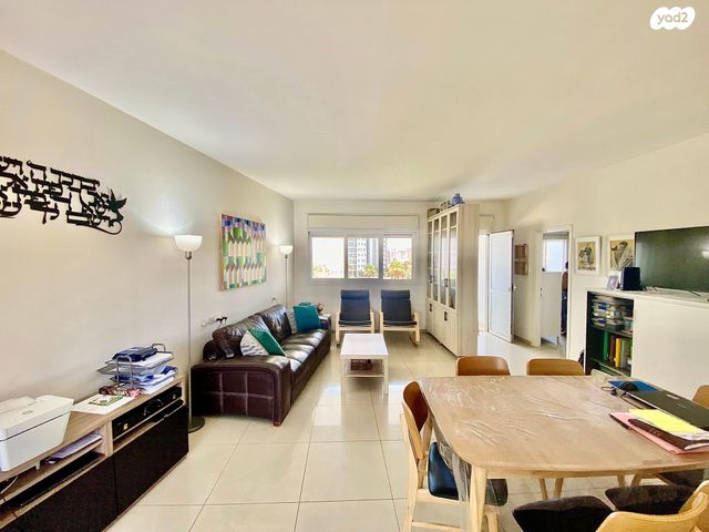 דירה, שדרות ברוך בוארון 6, גבעת אולגה, חדרה