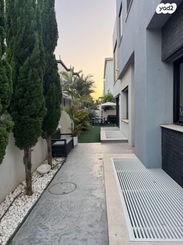 בית פרטי/ קוטג', האחדות 23, שרונה, כפר יונה