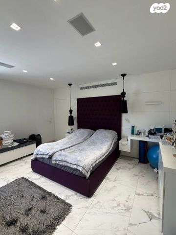 דופלקס, מבשרת ציון