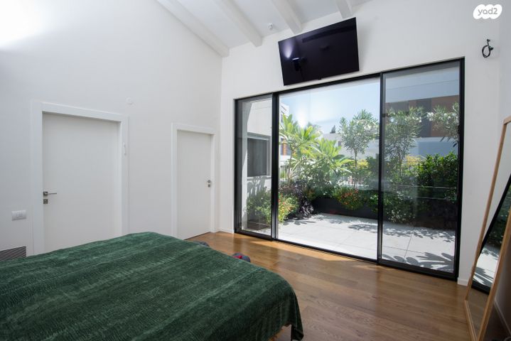 דו משפחתי, אלון, רמת השרון