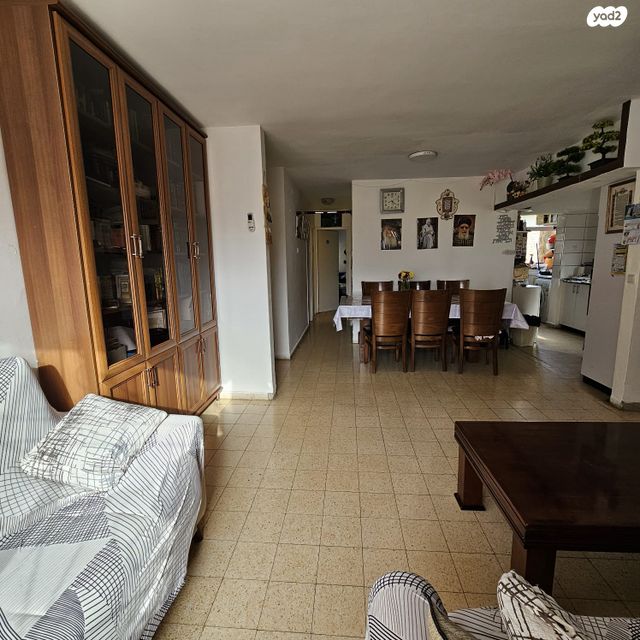 דירה, יהושע בן נון 29, קרית ארבע