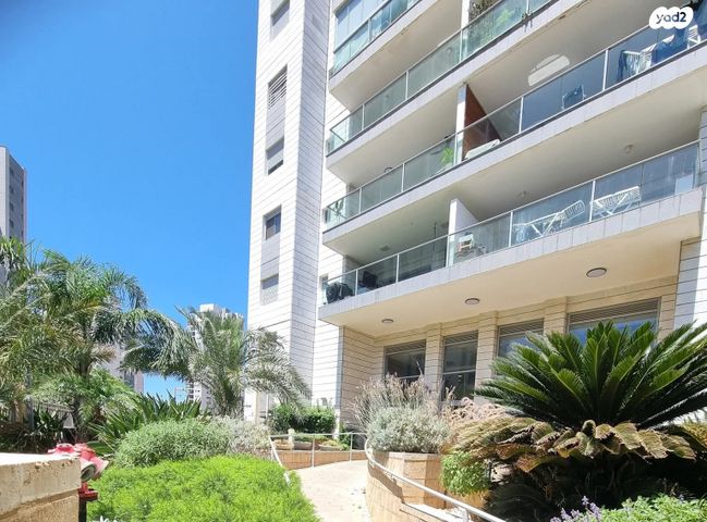 דירה, הצוקים, עין הים, חדרה