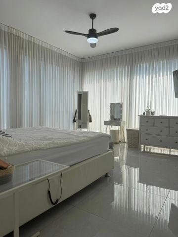 בית פרטי/ קוטג', האחדות 23, שרונה, כפר יונה