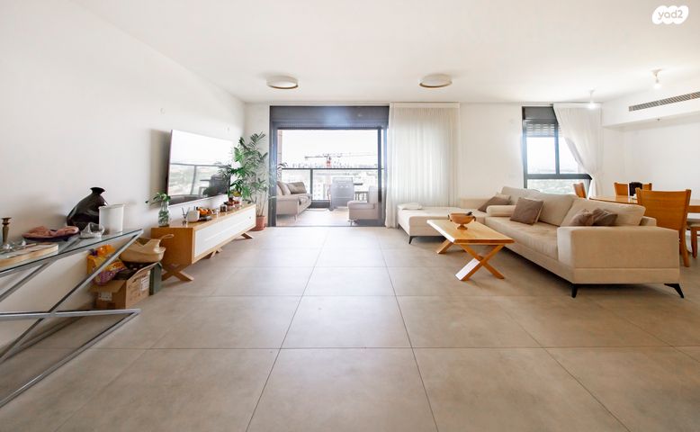 דירה, יונה וולך, גרין פארק החדשה, הוד השרון