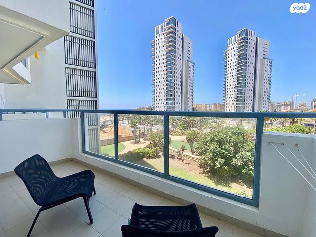 דירה, שדרות ברוך בוארון 6, גבעת אולגה, חדרה