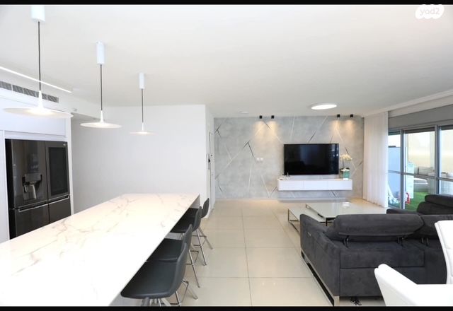 גג/ פנטהאוז, גלי הים, נתניה