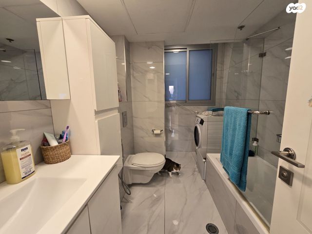 דירה, קרית אילון, חולון