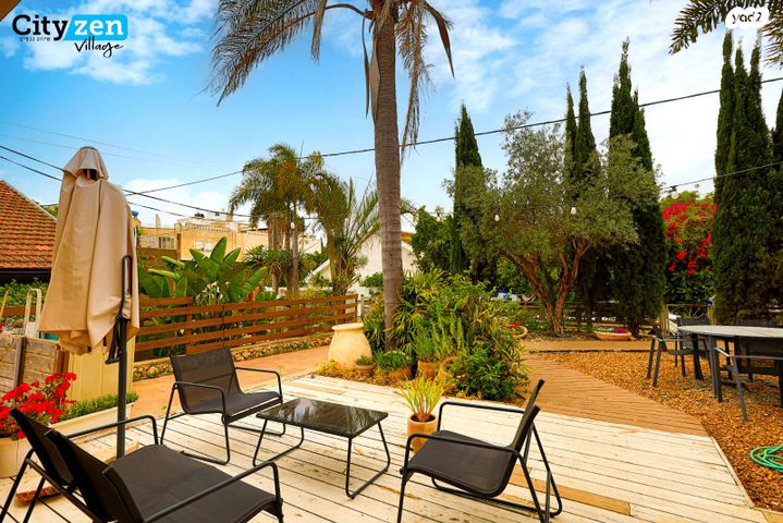 דו משפחתי, מורדי הגטאות, קדימה צורן