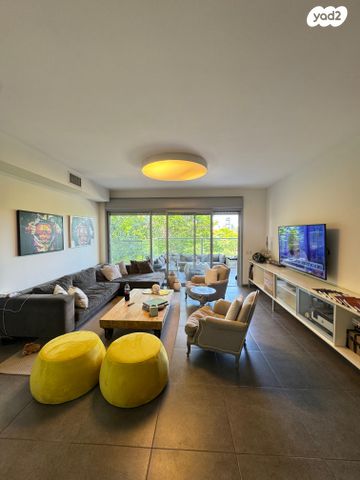 דירה, נווה גן, רמת השרון