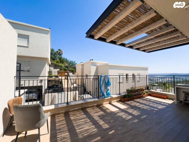 דו משפחתי, המגינים 5, מושבה מרכז, זכרון יעקב