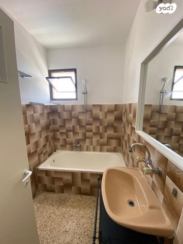 דירה, בארי 35, צפון מזרח מרכז העיר, נתניה