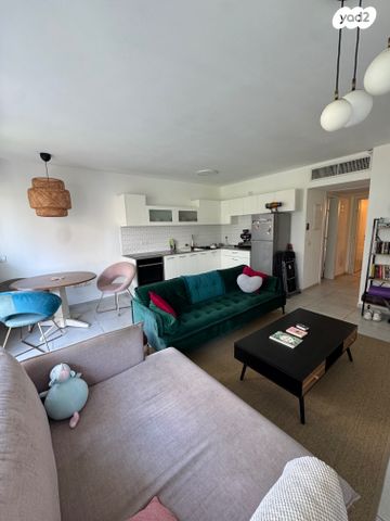 דירה, נחלת בנימין, פלורנטין, תל אביב יפו