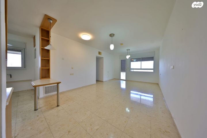 דירה, יצחק בן צבי, נווה גנים, קרית מוצקין