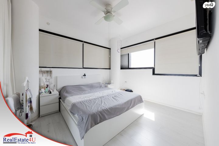 דירה, עוזי חיטמן 9, עיר ימים, נתניה