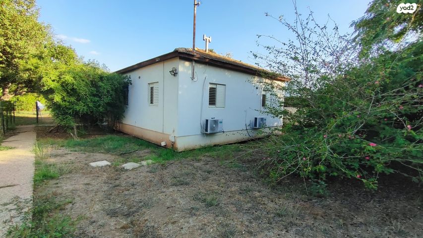 בית פרטי/ קוטג', בארותיים