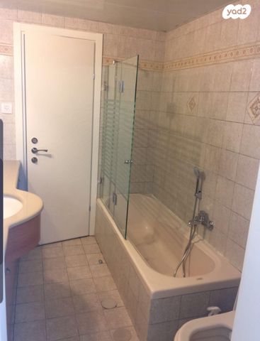 דירה, יהלום, הרצליה הירוקה, נווה עובד, הרצליה