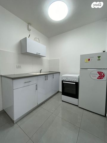 שדרות יוספטל 24