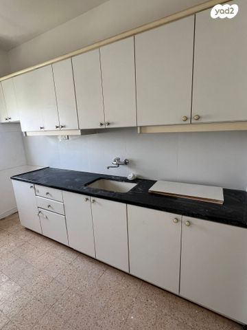 דירה, יפה נוף, גבעת אוסישקין, נהריה