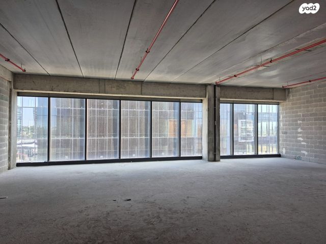 אזור תעשיה נווה נאמן