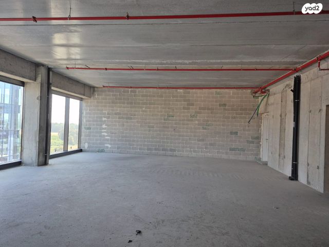 משרדים, החרש, הוד השרון