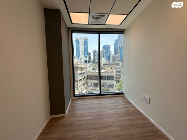 משרדים, דרך מנחם בגין 13, רמת גן