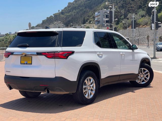 שברולט טראוורס