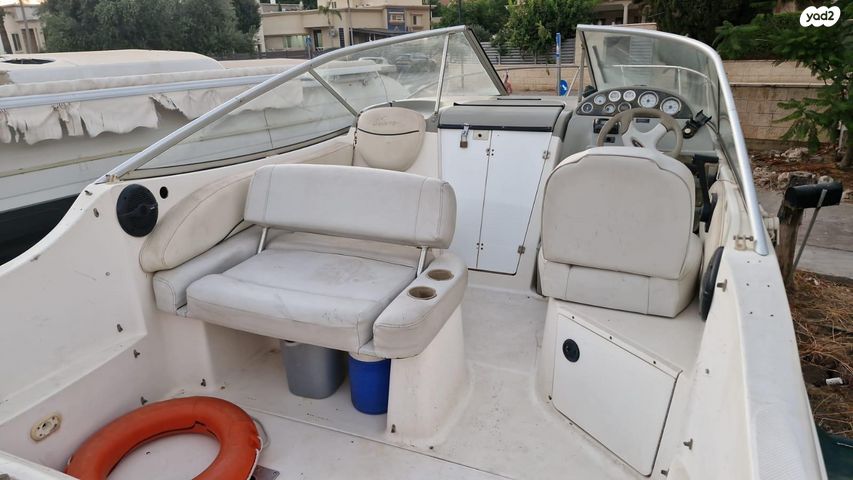 יאכטות - סירות מנוע